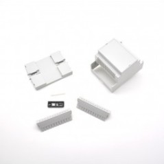 Gehäuse DIN-Schiene belüftet M4 Kit CAMDENBOSS