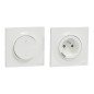 S520559K Wiser Odace - Kit commande sans fils et prise connectée zigbee 3.0 S520559K Wiser Odace - Kit commande sans fils et prise connectée zigbee 3.0
